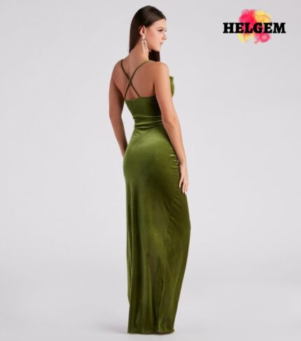 riley-ruched-velvet-formal-dress-Helgem